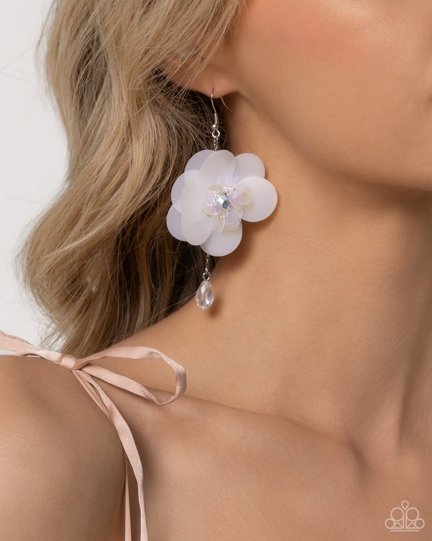 Oversized Opulence - White Paparazzi Accessories