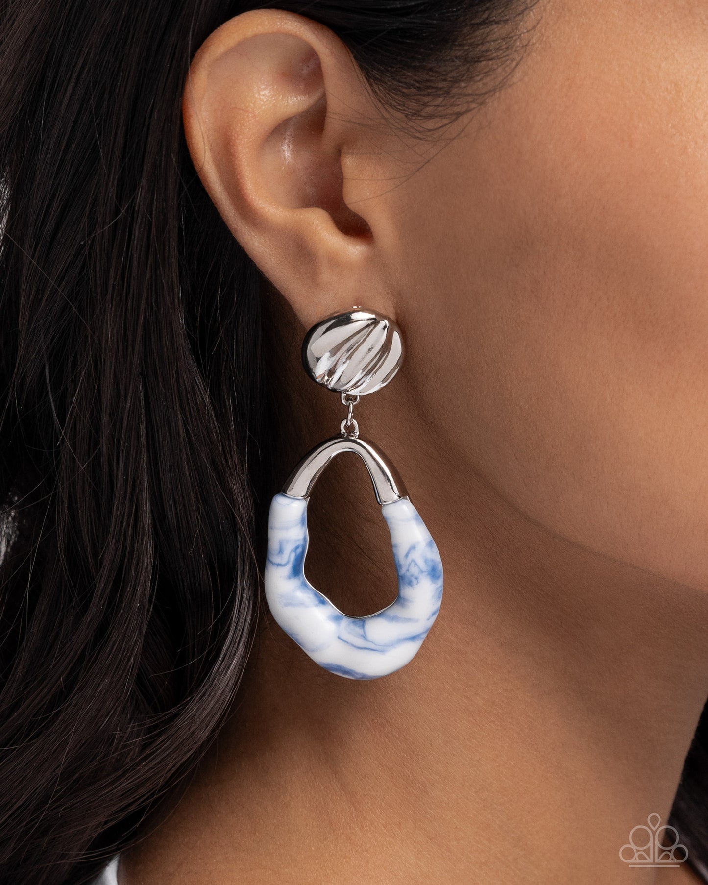 High-Sheen Swirls - Blue Paparazzi Accessories