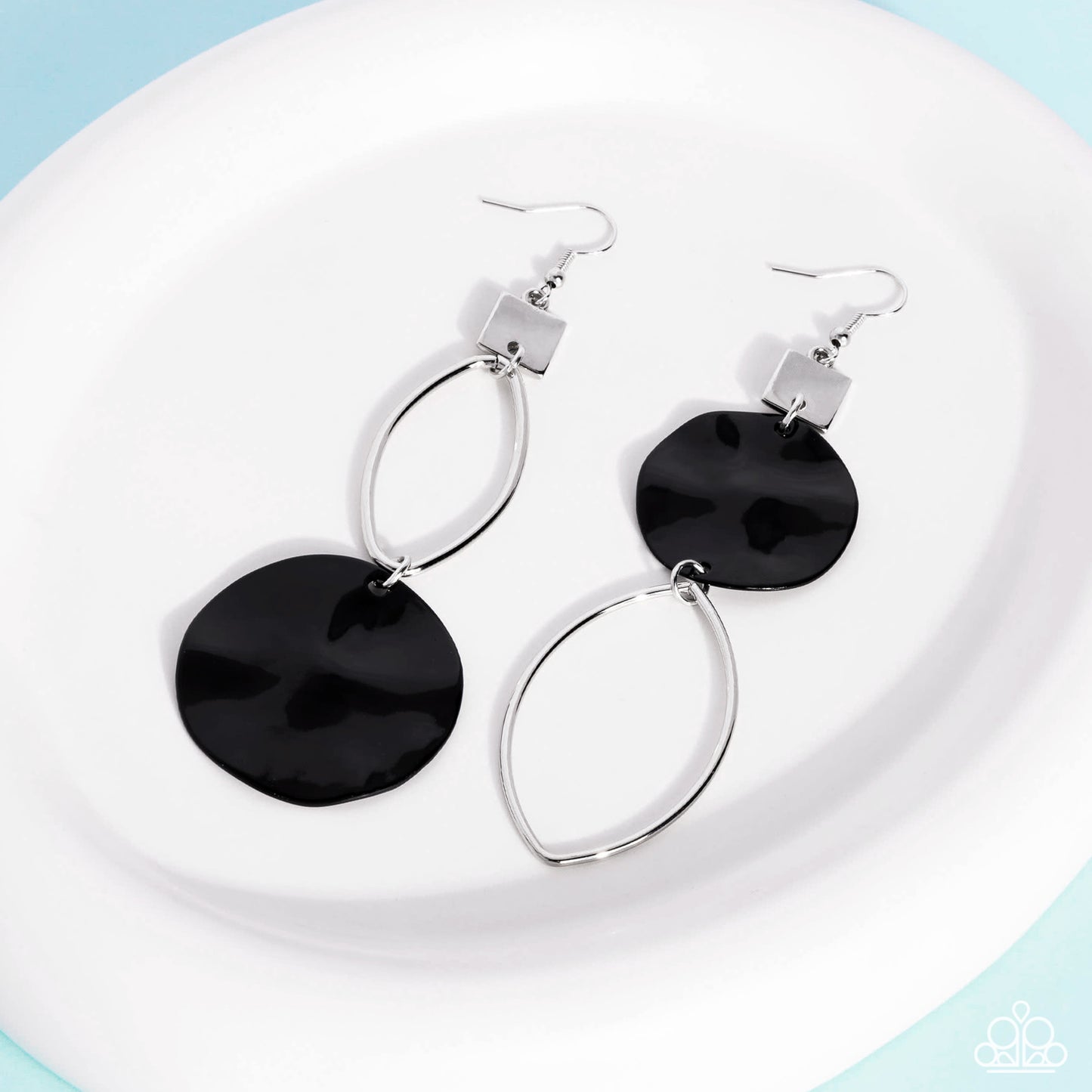 Obsessive Ostinato - Black Paparazzi Accessories