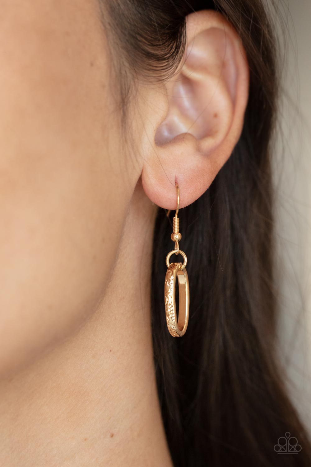 METAL of Honor - Gold Paparazzi Accessories