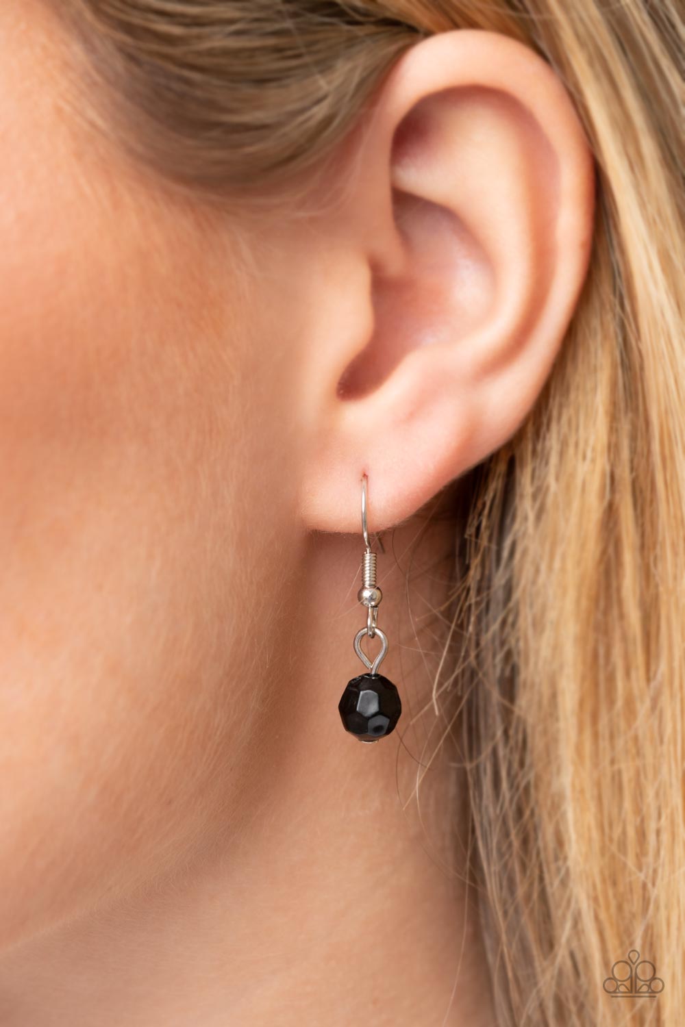 Valley Girl Glamour - Black Paparazzi Accessories