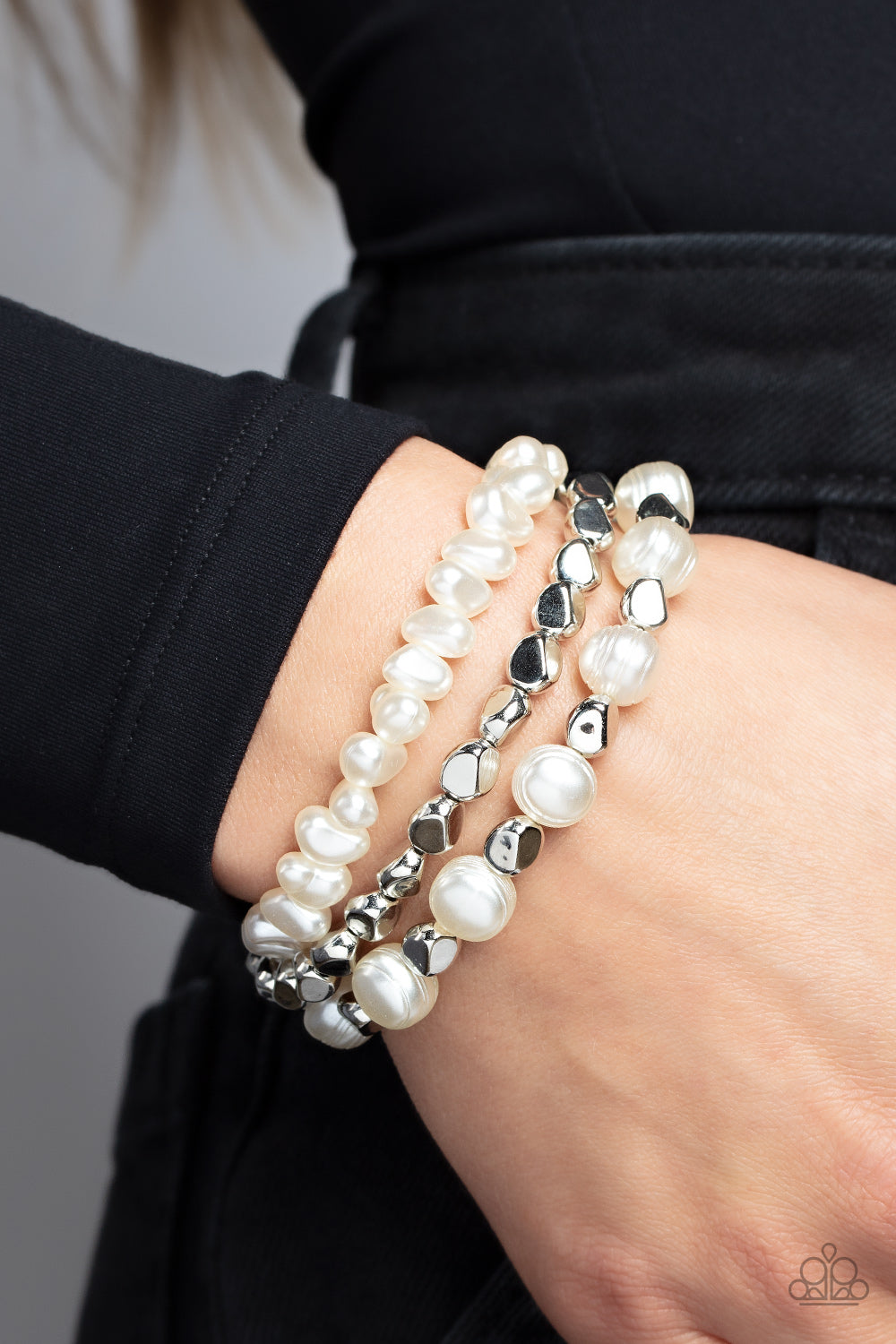 Shoreside Soiree - White Paparazzi Accessories