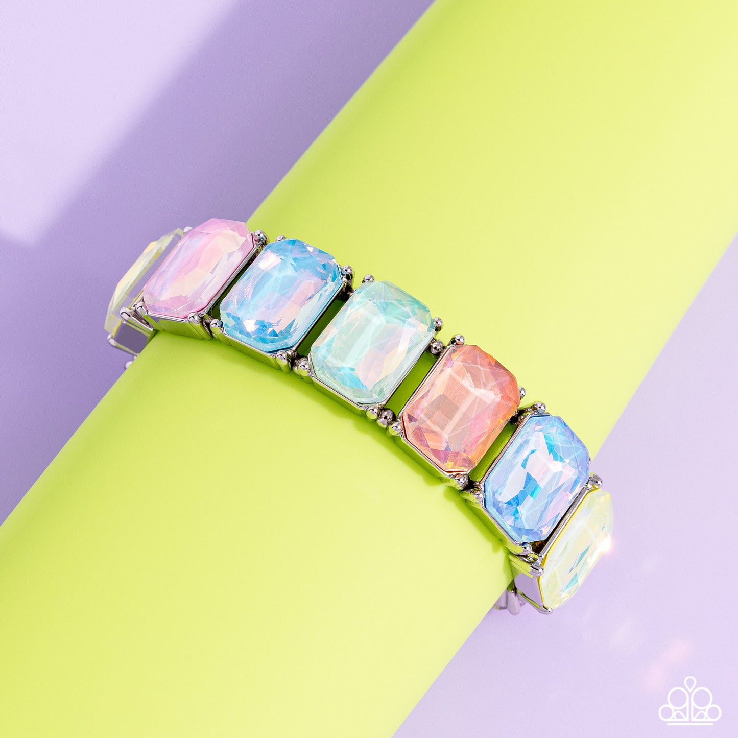 Glamorous Getaway - Multi Paparazzi Accessories