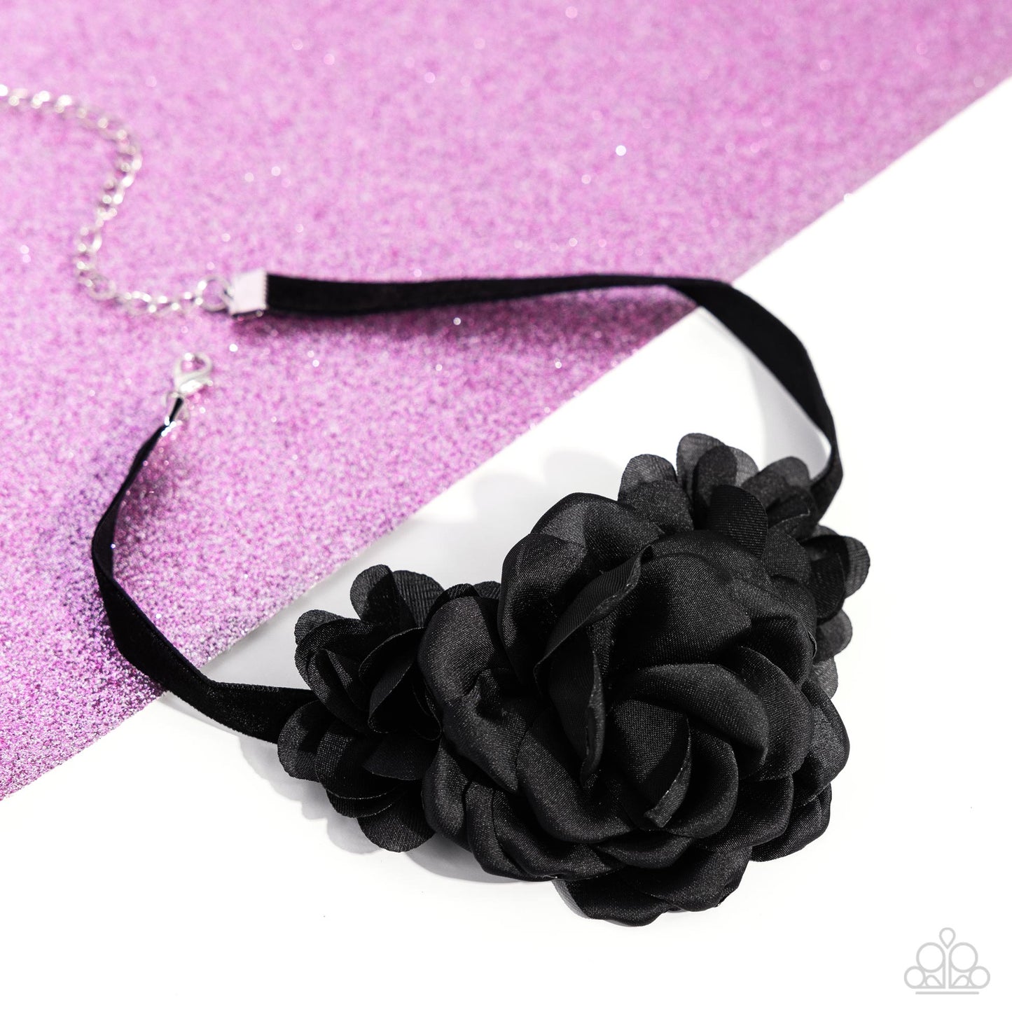 Very Viscountess - Black Paparazzi Accessories