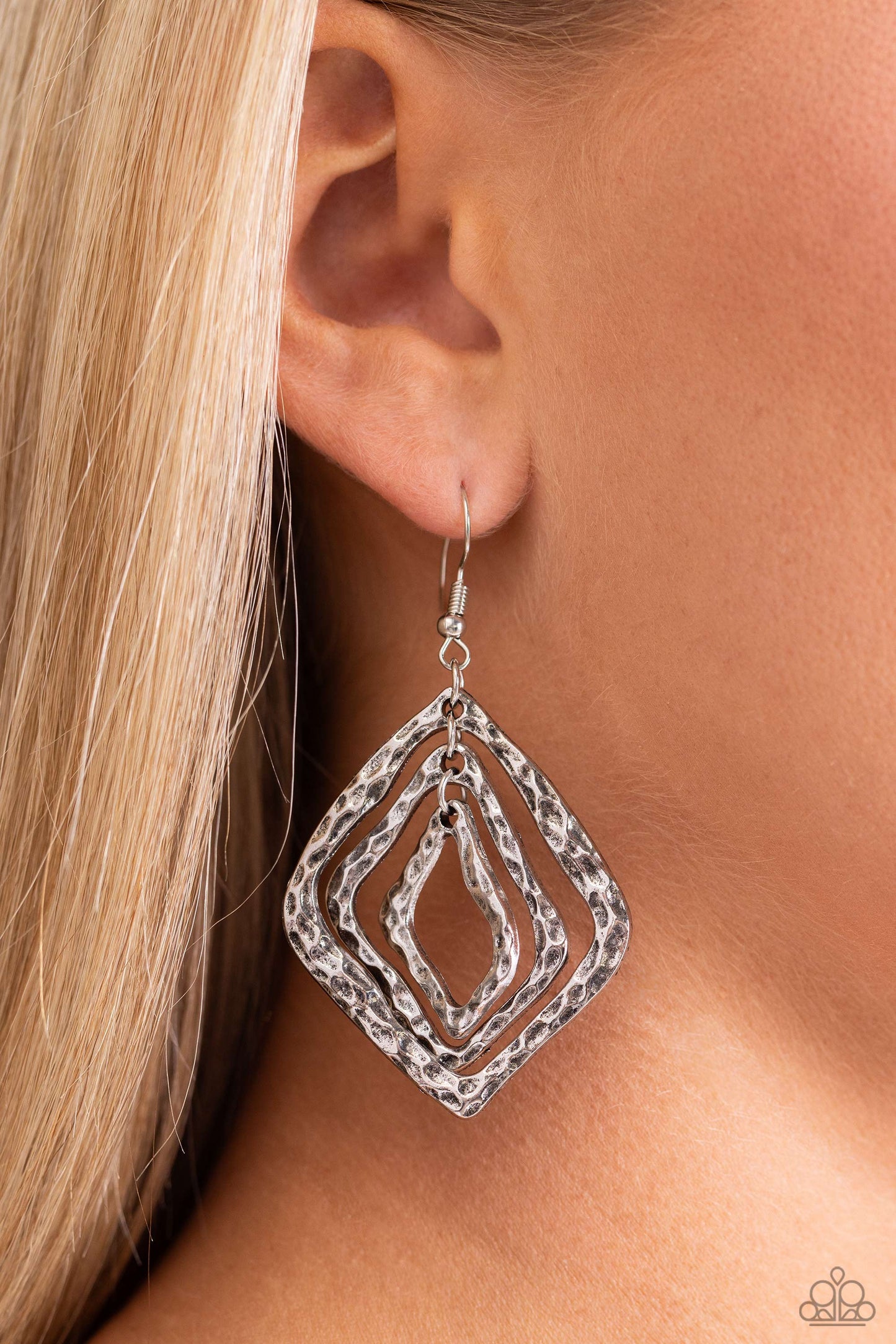 Primitive Performance - Silver Paparazzi Accessories