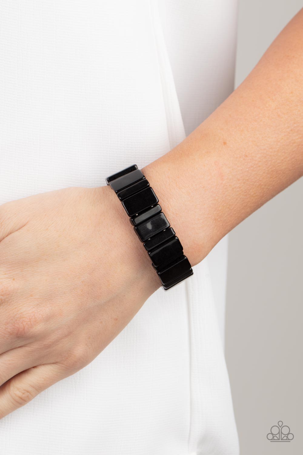 In Plain SIGHTSEER - Black Paparazzi Accessories