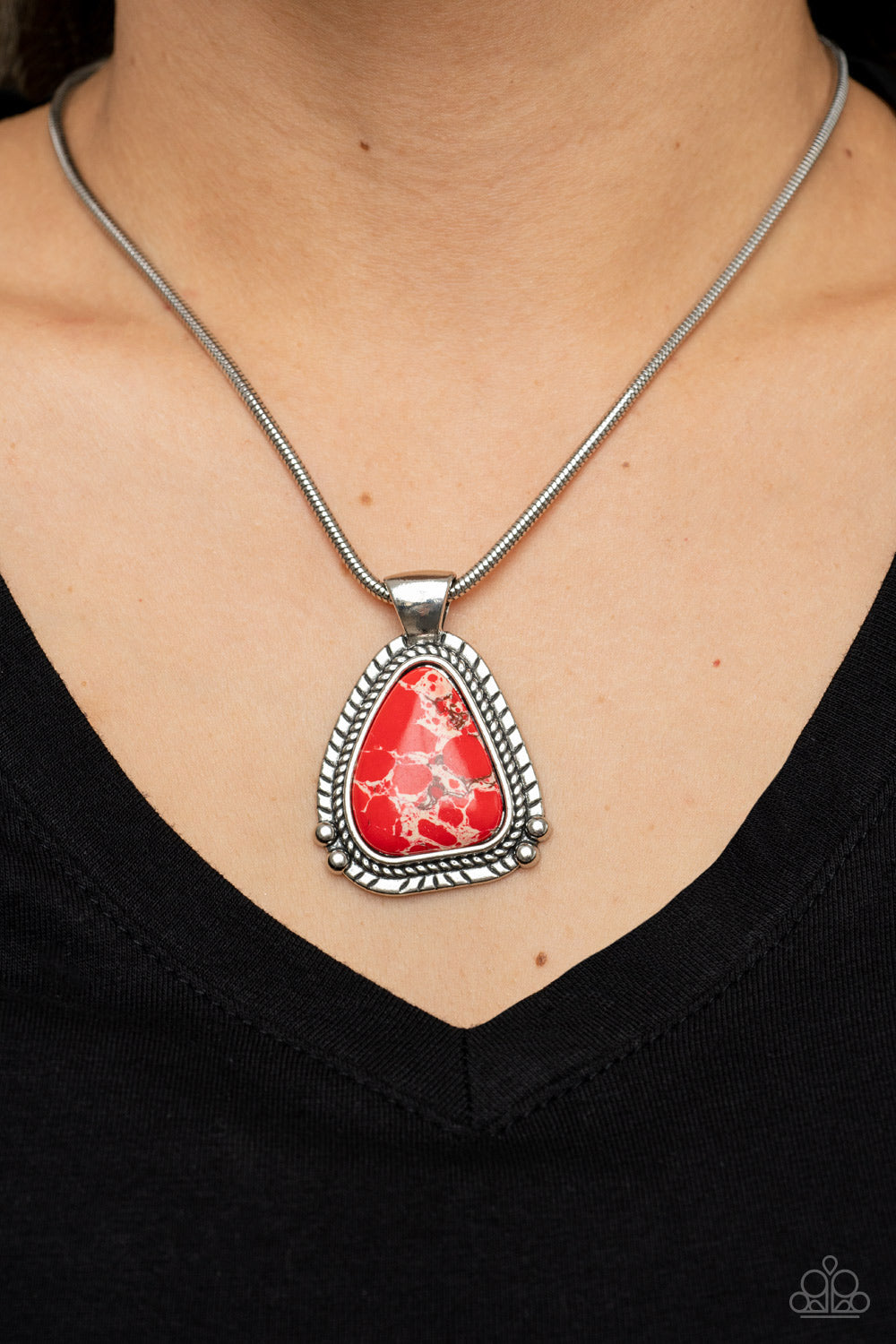 Artisan Adventure - Red Paparazzi Accessories