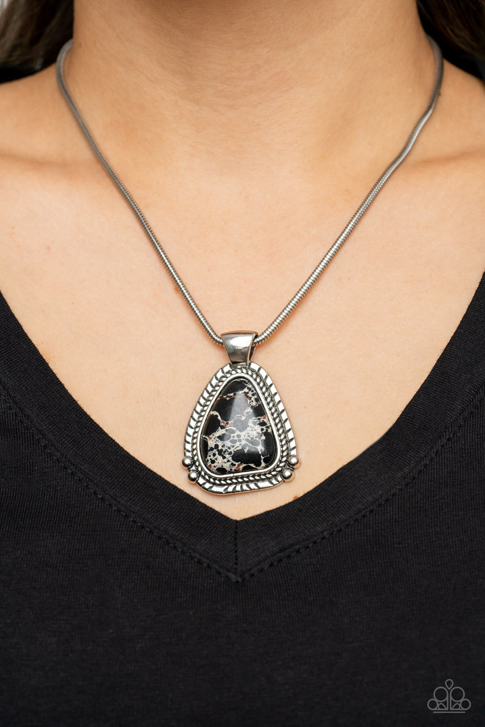 Artisan Adventure - Black Paparazzi Accessories