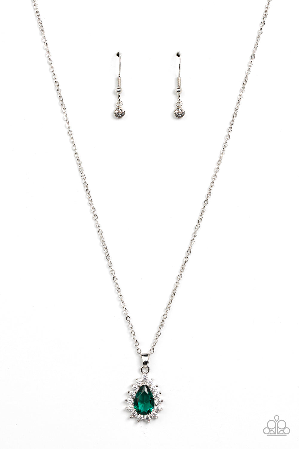 A Guiding SOCIALITE - Green Paparazzi Accessories