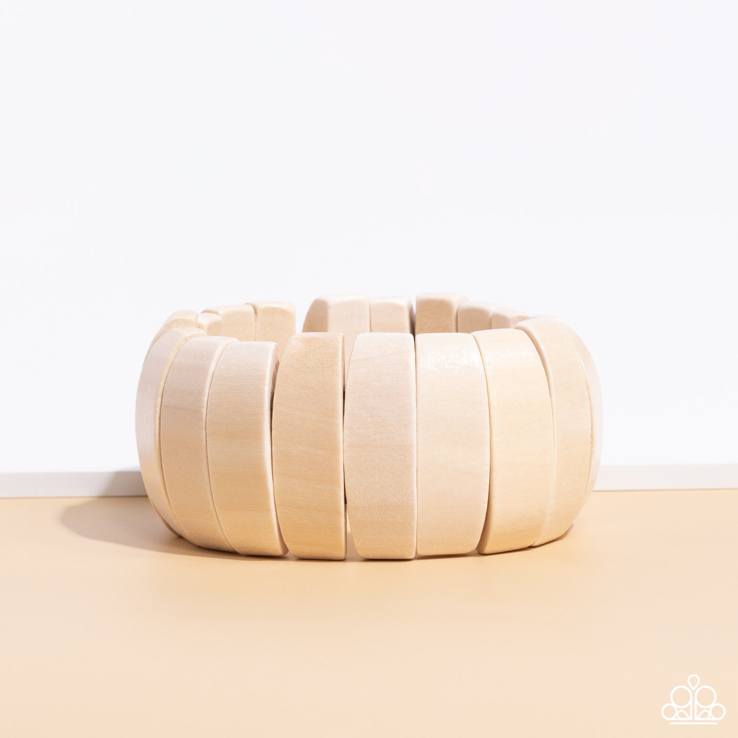 Boardwalk Bonanza - White Paparazzi Accwssories