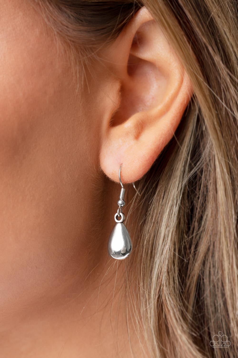 Beachfront Fabulous - Brown Paparazzi Accessories