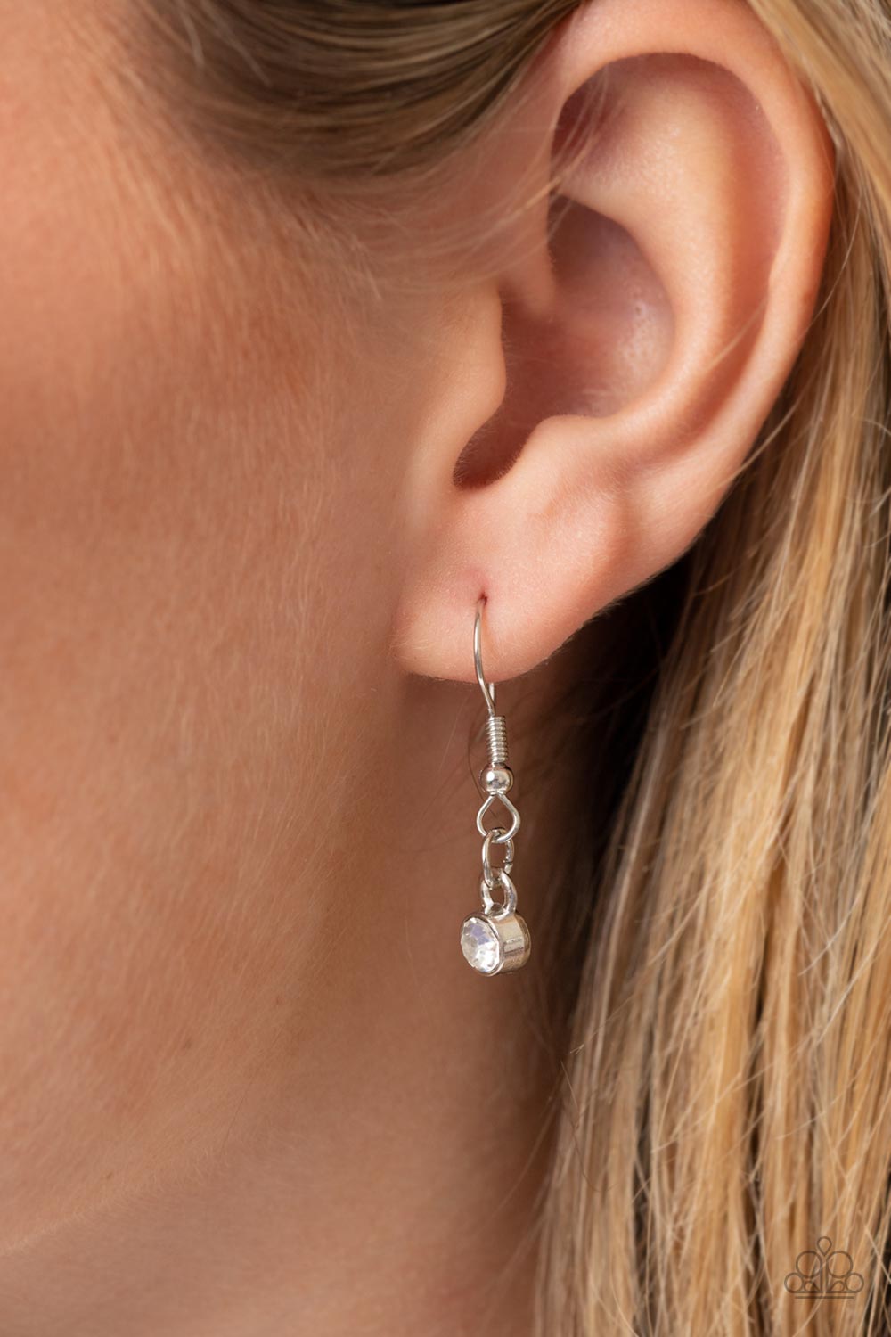 Flauntable Flamboyance - Black Paparazzi Accessories