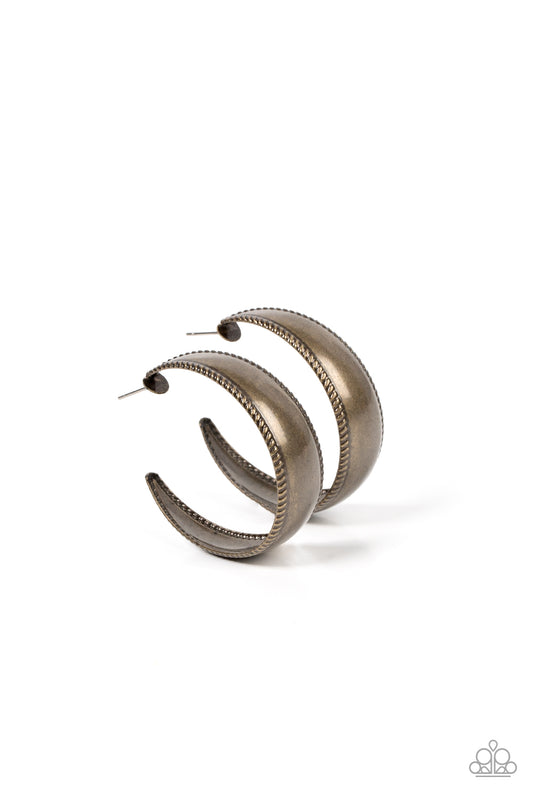 Dune Dynasty - Brass Paparazzi Accessories