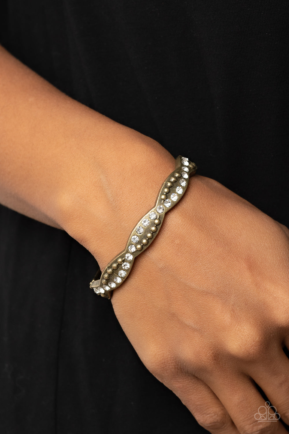 Empire Envy - Brass Paparazzi Accessories