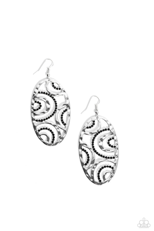 Seize the DAZE - Black Paparazzi Accessories