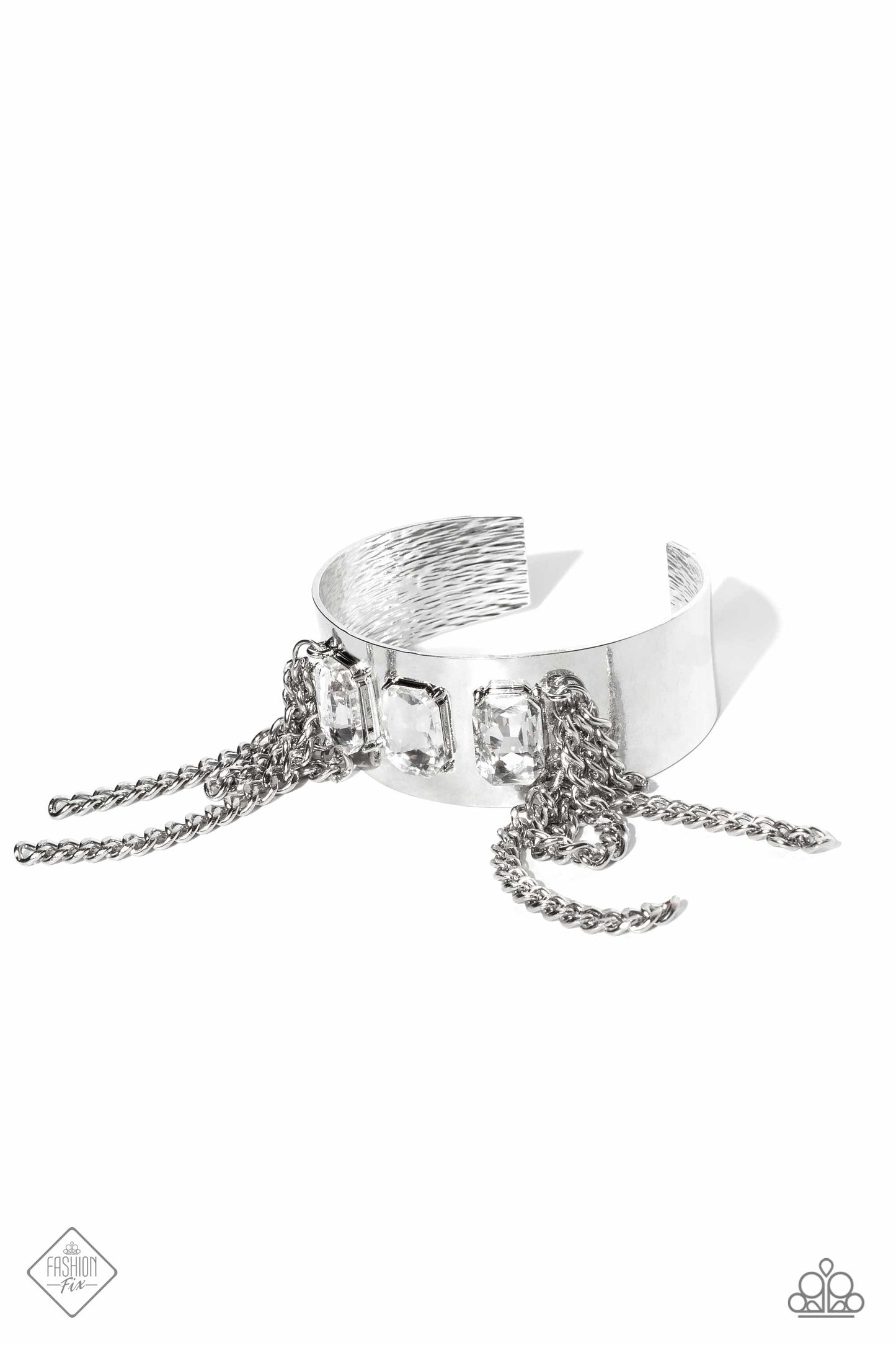 CHAIN Showers - White Paparazzi Accessories