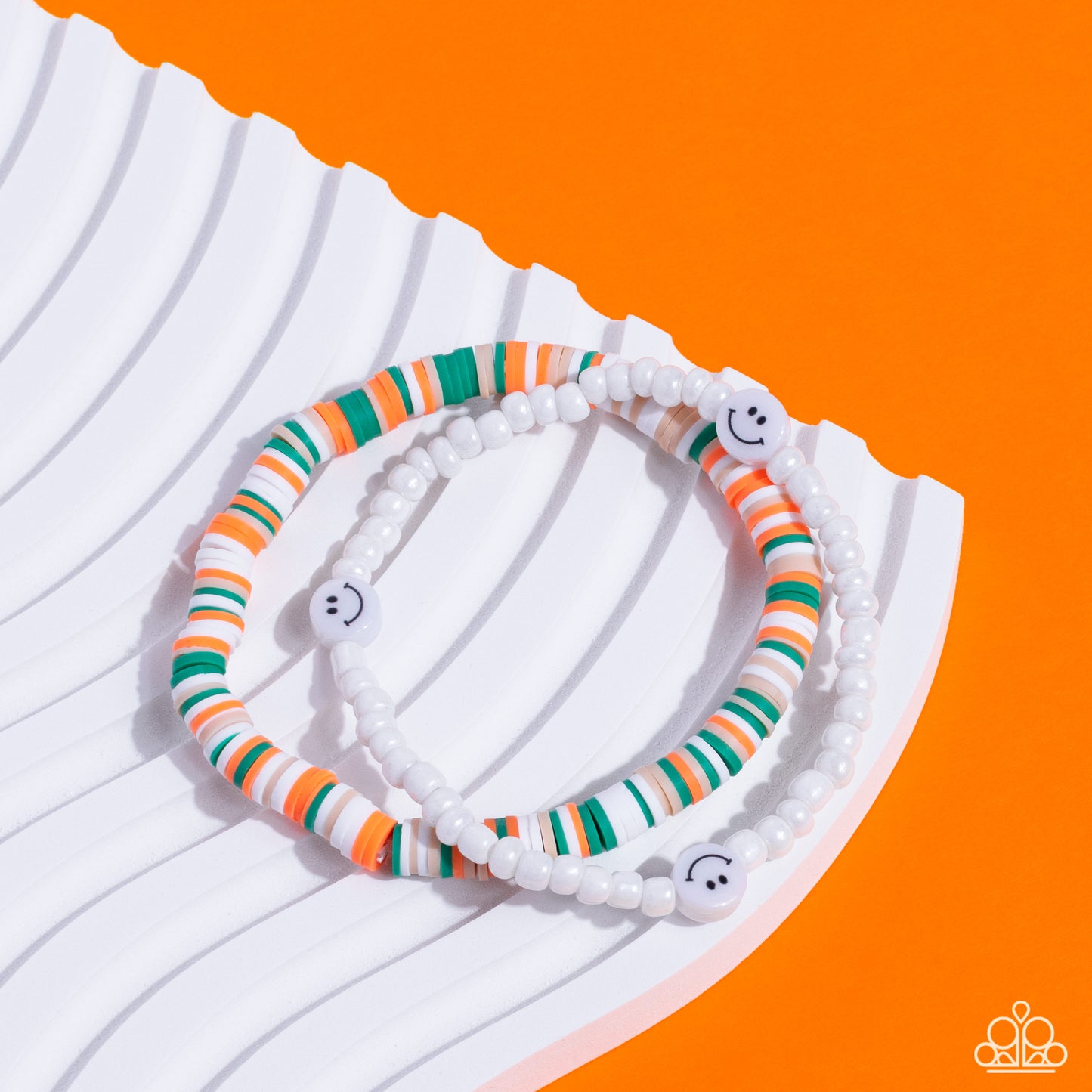 Tabloid Talent - Green Paparazzi Accessories