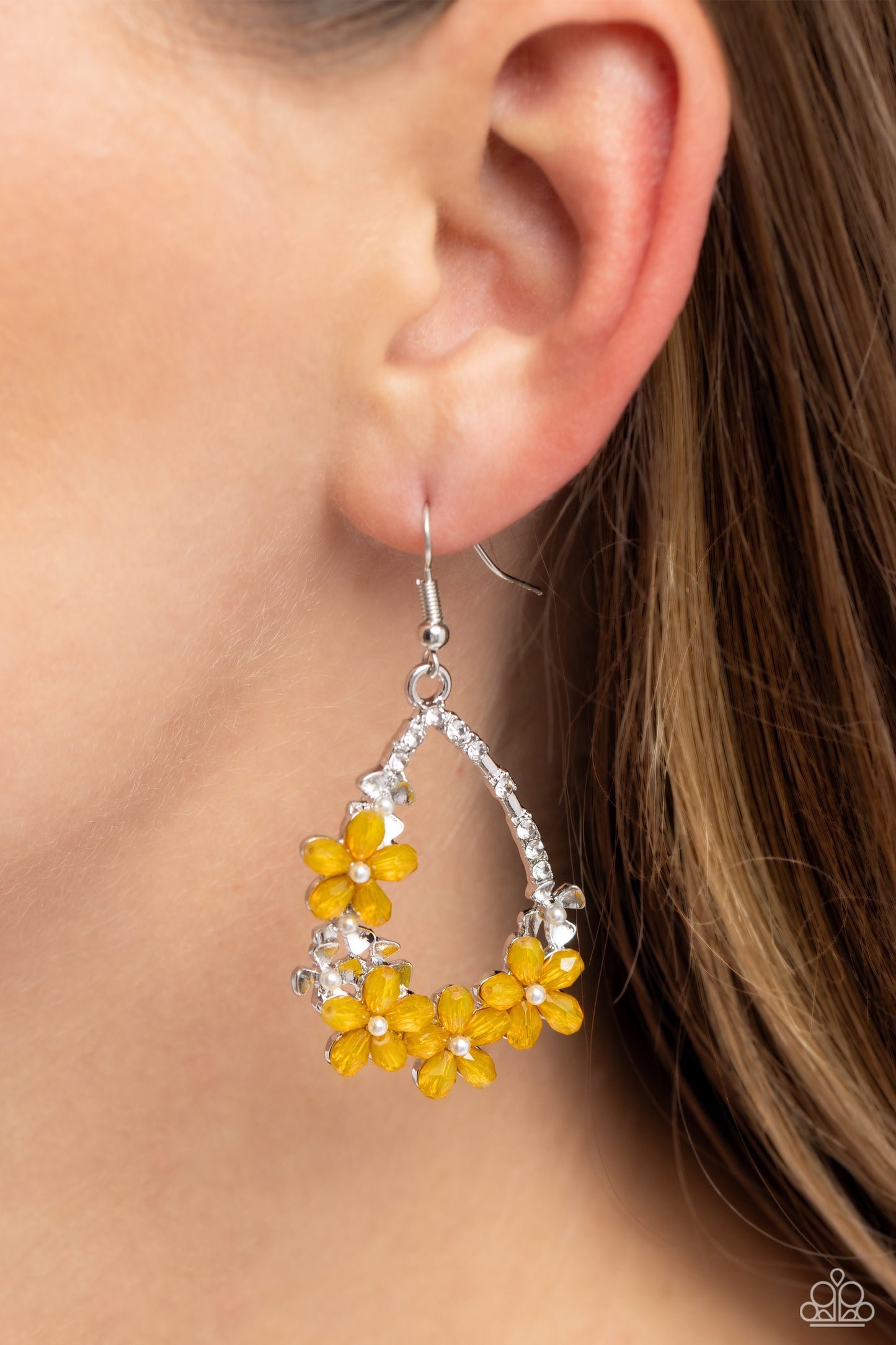 Boisterous Blooms - Yellow Paparazzi Accessories