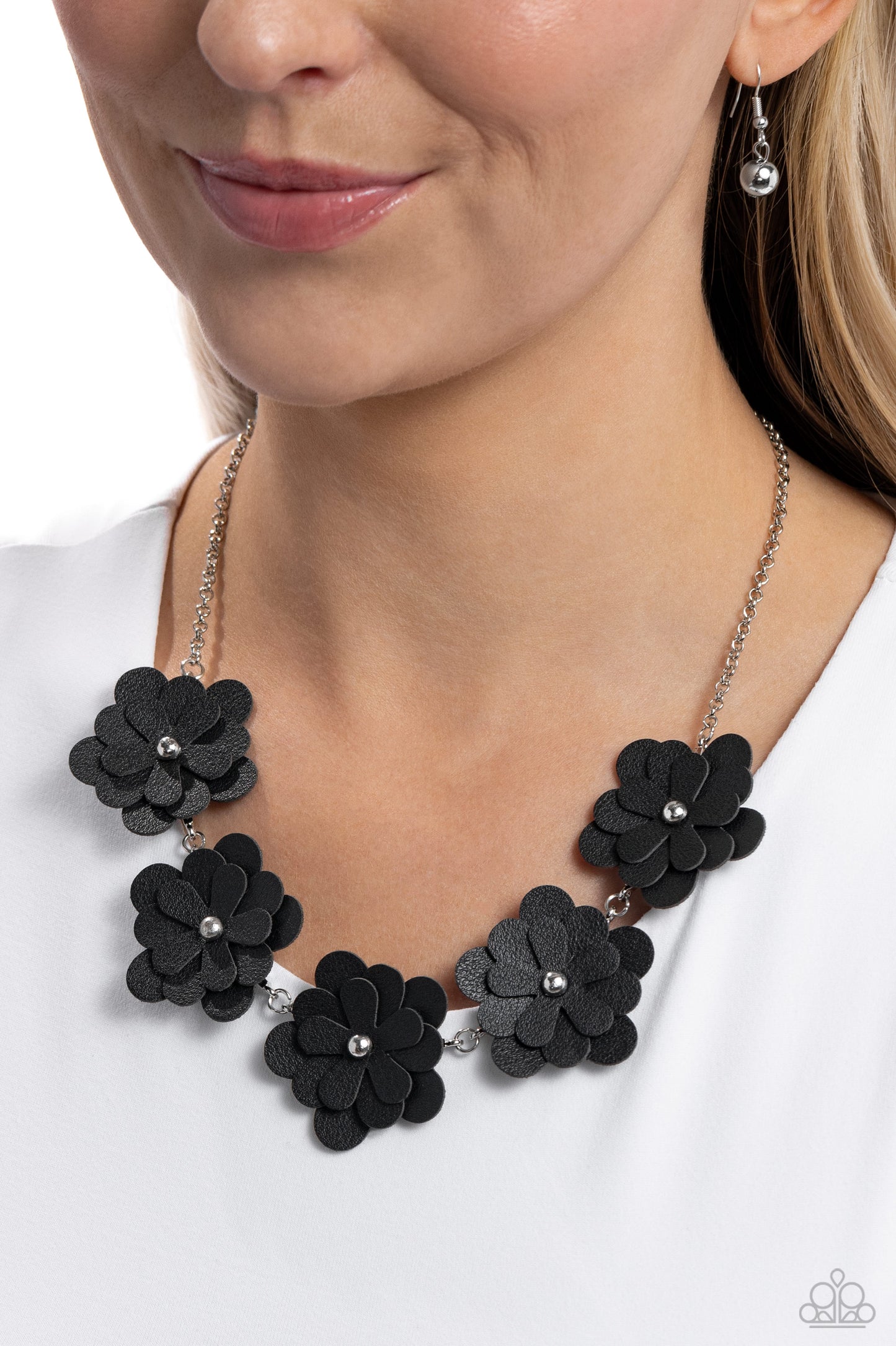 Balance of FLOWER - Black Paparazzi Accessories